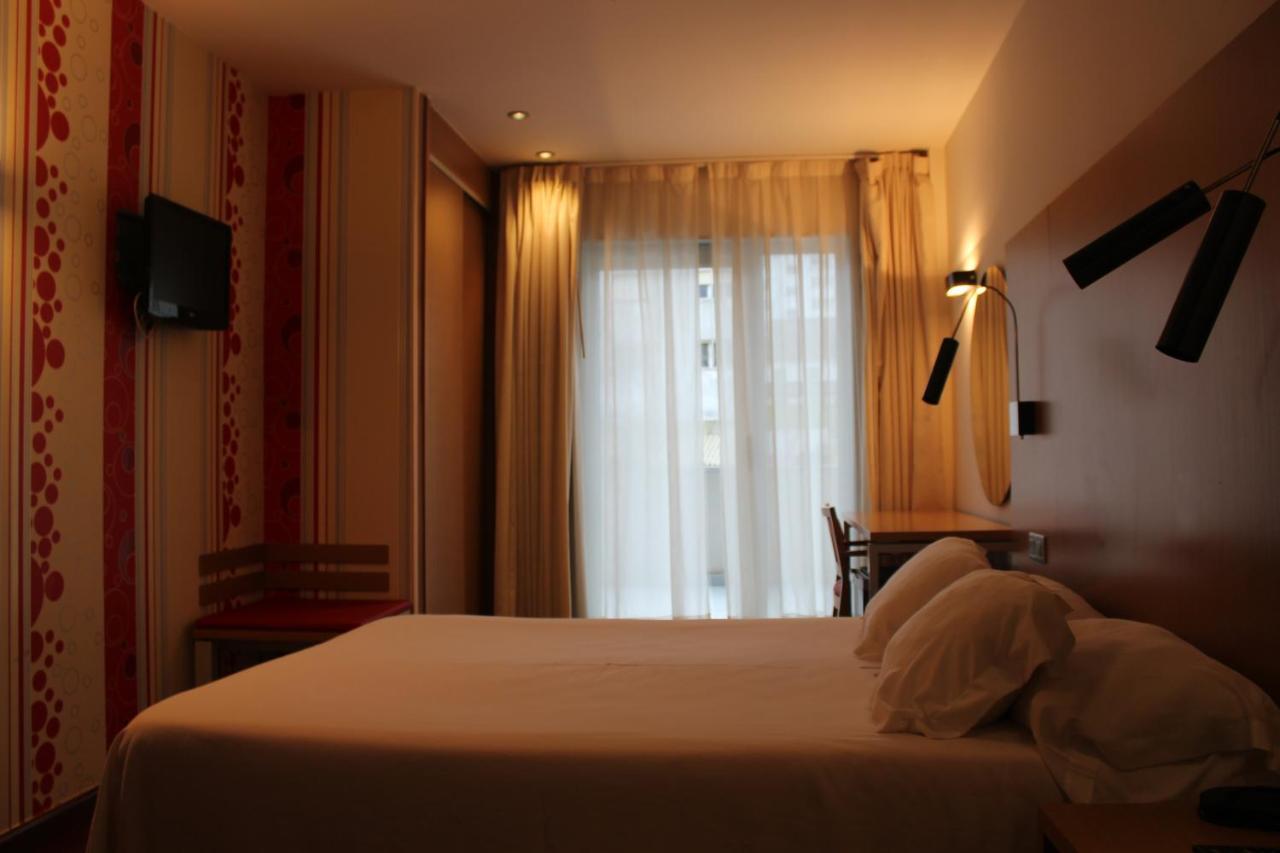Hotel Ril Burela ภายนอก รูปภาพ