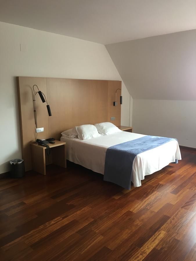 Hotel Ril Burela ภายนอก รูปภาพ