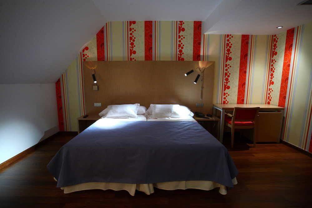 Hotel Ril Burela ภายนอก รูปภาพ